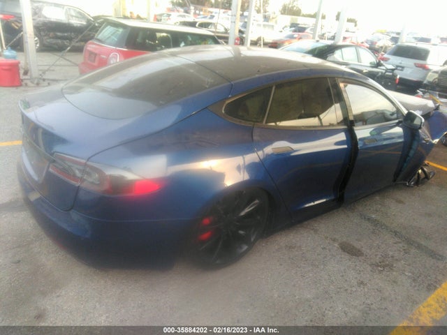 Tesla Model S 60/75 2017 5YJSA1E12HF217849 Image 4