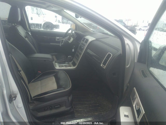 2009 LINCOLN MKX VIN: 2LMDU88C69BJ02501