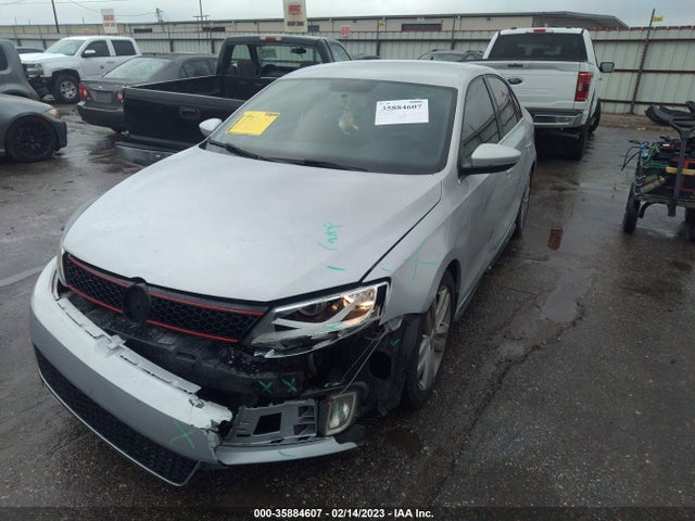 Volkswagen GLI 2013 3VW467AJ1DM255711 Image 2