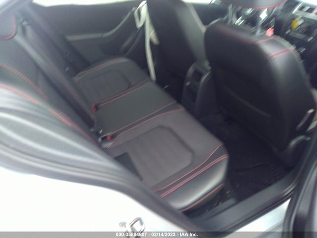 Volkswagen GLI 2013 3VW467AJ1DM255711 Image 9