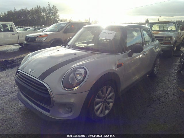 2018 Mini Hardtop, VIN: WMWXU1C56J2F81199