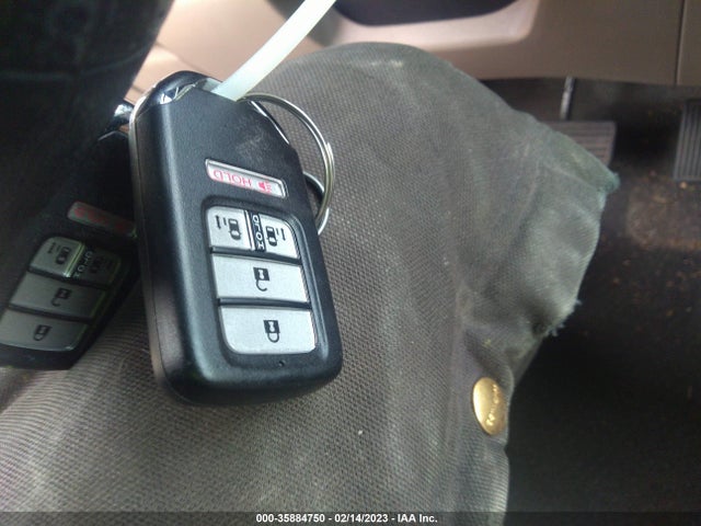 Honda Odyssey 2016 5FNRL5H45GB061150 Image 3