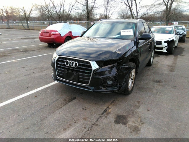 WA1EFCFS4GR014000 Audi Q3 Premium Plus
