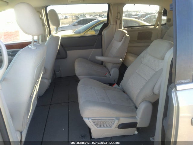 2A8HR541X9R513051 Chrysler Town & Country Touring
