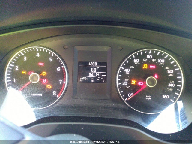 3VWB17AJ9EM438281 Volkswagen Jetta Sedan Se
