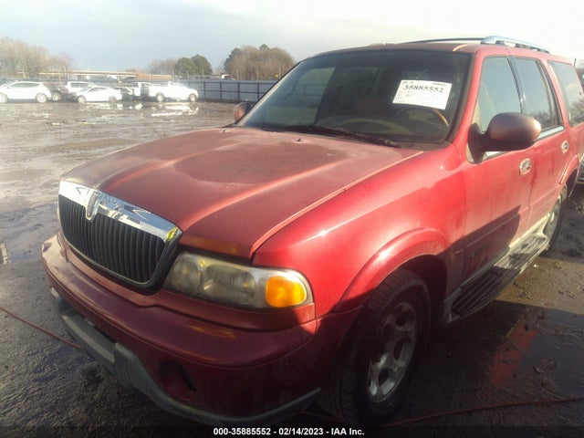 Lincoln Navigator 2000 5LMEU27A8YLJ17087 Image 2