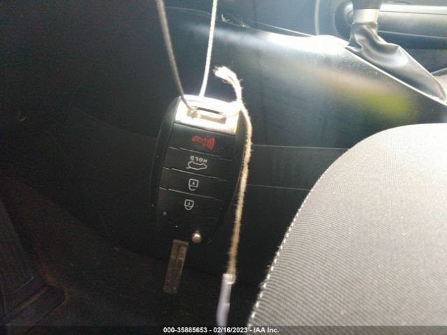 KNDJN2A21G7339580 KIA Soul Base