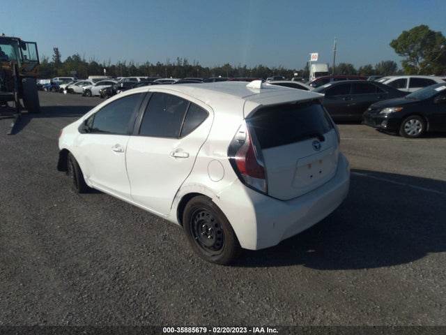 Toyota Prius C One 2015 JTDKDTB33F1579168 Image 3