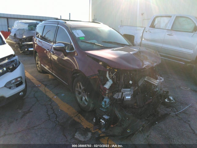 Chrysler Pacifica Limited 2018 2C4RC1GG1JR320362 Image 1