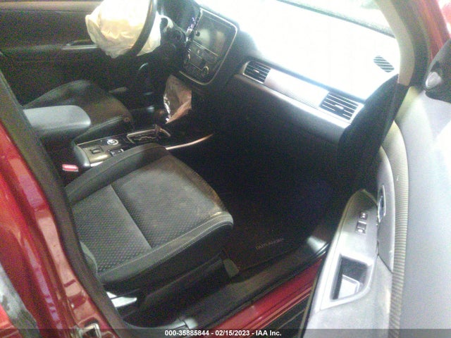 JA4AZ3A38HZ045998 Mitsubishi Outlander Se/sel