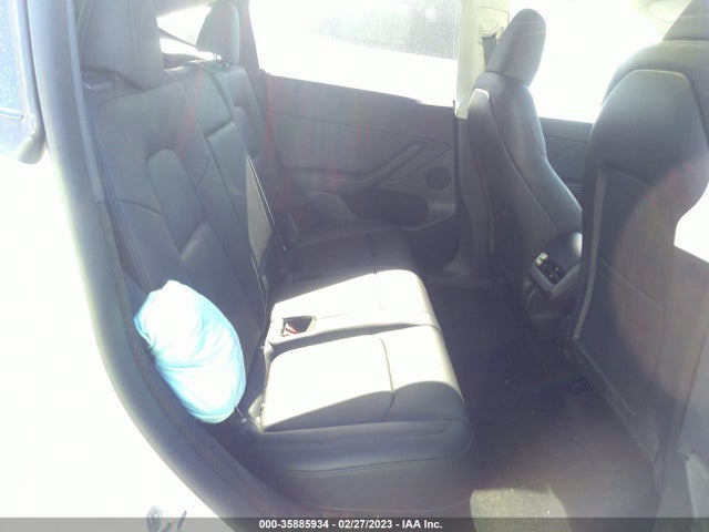 Tesla Model Y Long Range 2023 7SAYGDEE0PA032582 Image 8