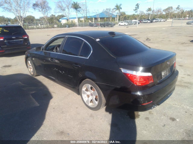 BMW 5 Series 528i 2008 WBANU53598CT11559 Image 3
