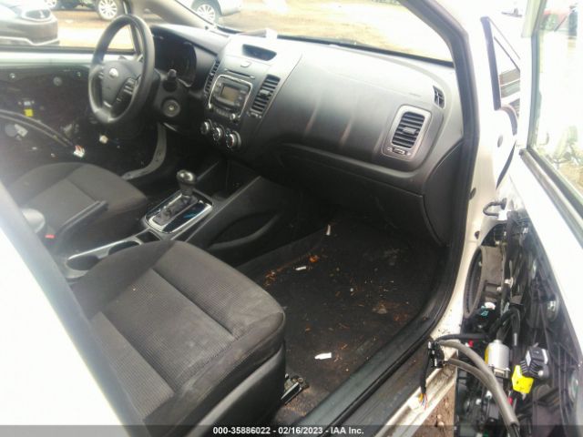 3KPFK4A77JE220154 KIA FORTE LX