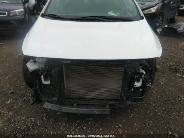 3KPFK4A77JE220154 KIA FORTE LX