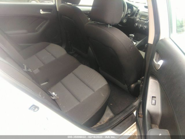 3KPFK4A77JE220154 KIA FORTE LX