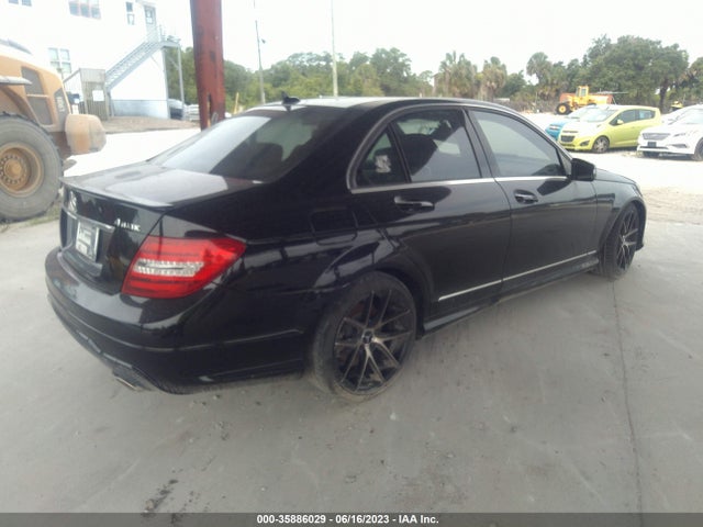 2013 MERCEDES-BENZ C-CLASS C 300 VIN: WDDGF8AB9DR267625