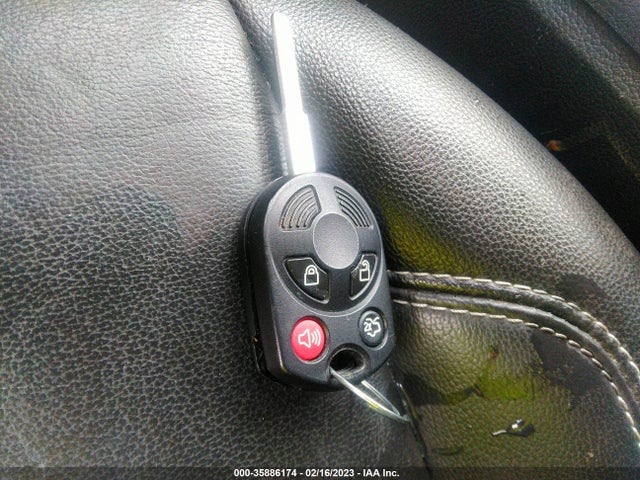 2018 FORD ESCAPE SEL VIN: 1FMCU9HD8JUD11551