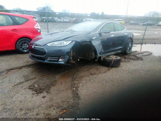 5YJSA1H24EFP64654 Tesla Model S P85d