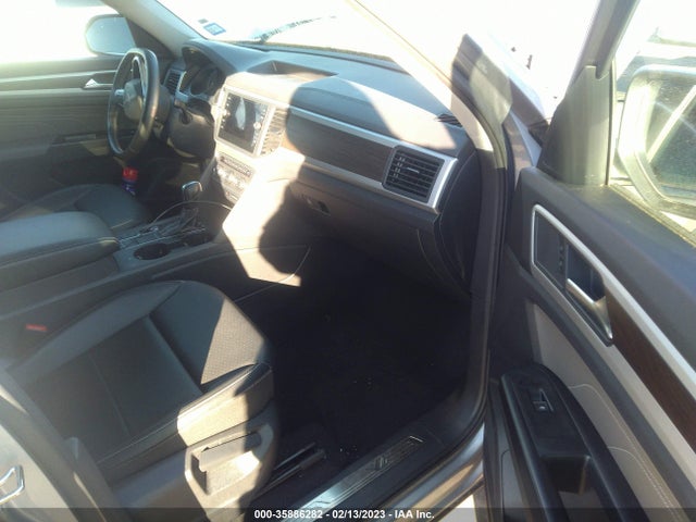 2021 Volkswagen Atlas, VIN: 1V2WR2CA2MC551632