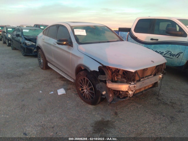 2019 WDC0J4KB0KF639864 main image
