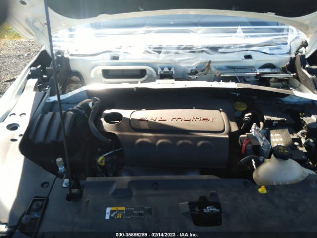 3C4NJDBB0JT402131 Jeep Compass Latitude