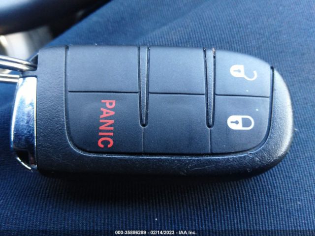 3C4NJDBB0JT402131 Jeep Compass Latitude