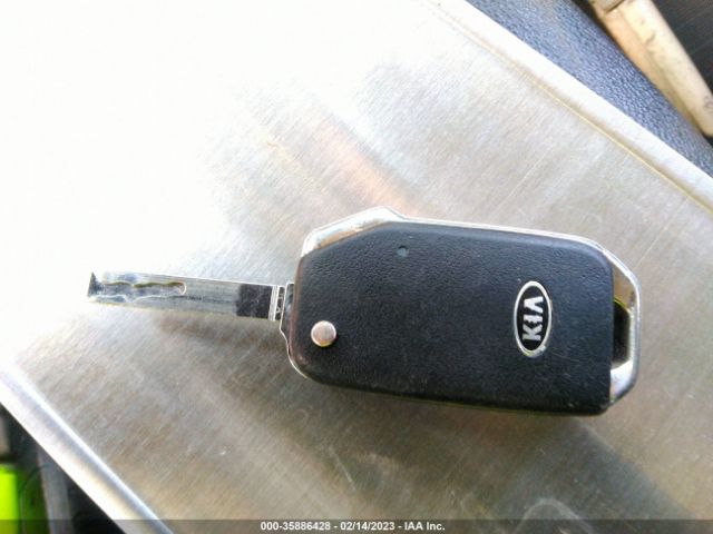 3KPF34AD1KE039460 KIA FORTE S