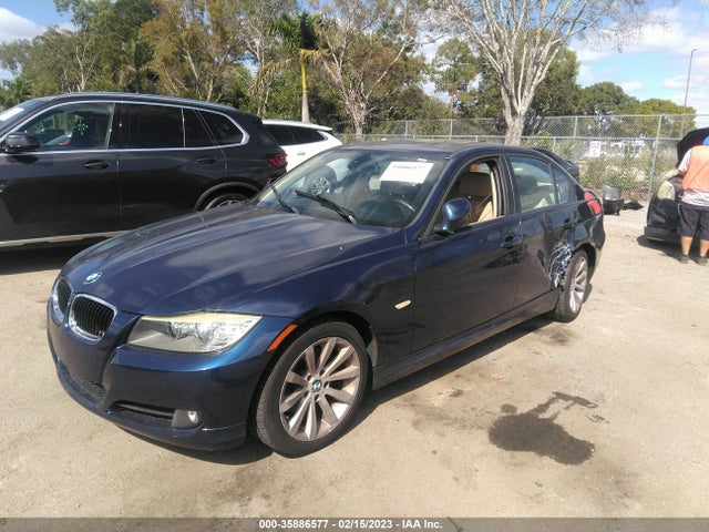 BMW 3 Series 328i 2011 WBAPH7C58BE677260 Image 2