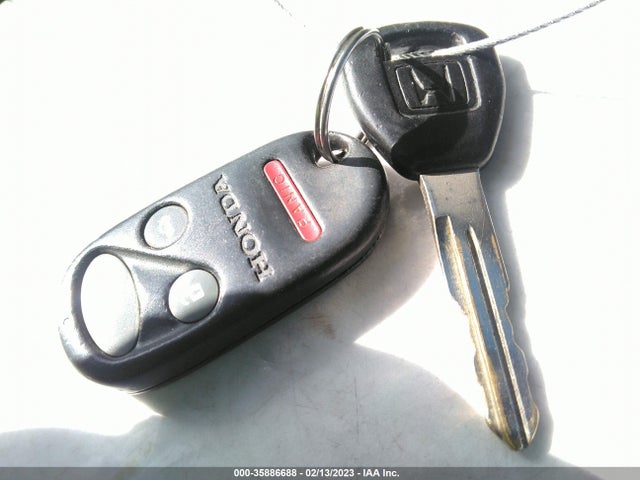 2001 HONDA ACCORD SDN EX W/LEATHER VIN: 1HGCG16501A044689