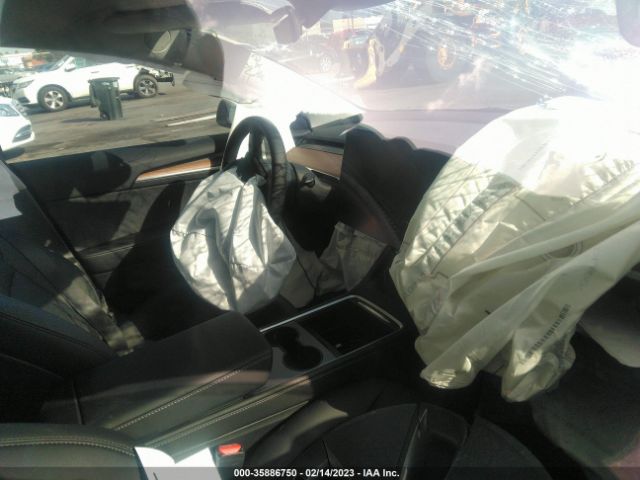 5YJ3E1EA8PF458953 Tesla MODEL 3