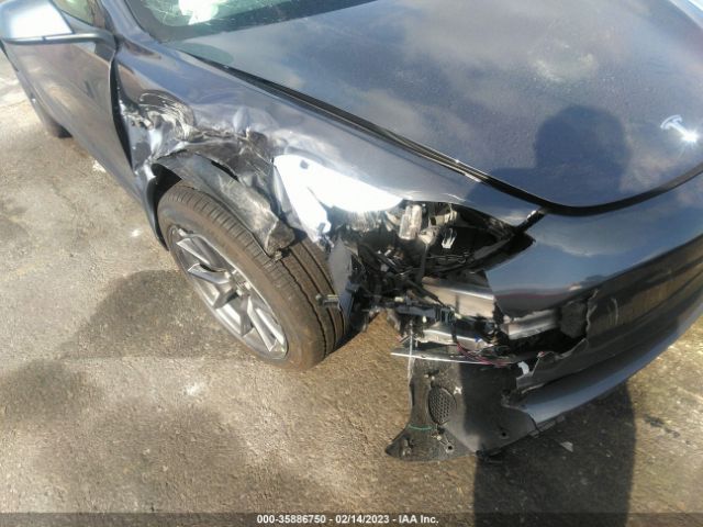 5YJ3E1EA8PF458953 Tesla MODEL 3