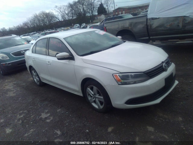 2012 3VWLL7AJ1CM042907 main image