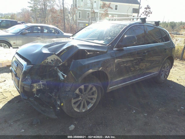 WA1LFAFP9EA128061 Audi Q5 Premium Plus