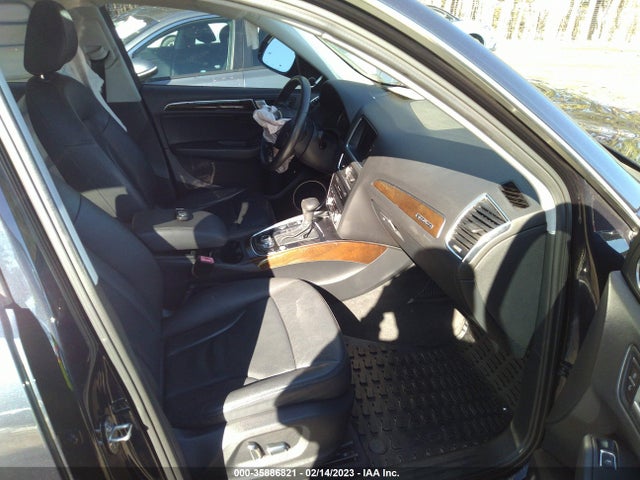 WA1LFAFP9EA128061 Audi Q5 Premium Plus