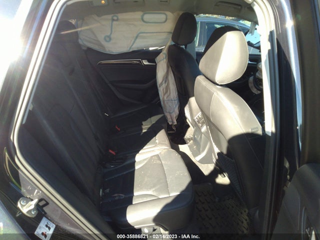 WA1LFAFP9EA128061 Audi Q5 Premium Plus