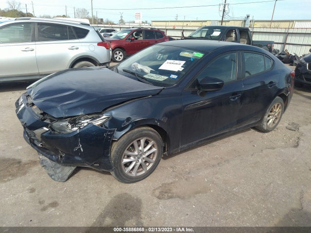 Mazda Mazda3 4-door Sport 2018 3MZBN1U70JM263754 Image 2