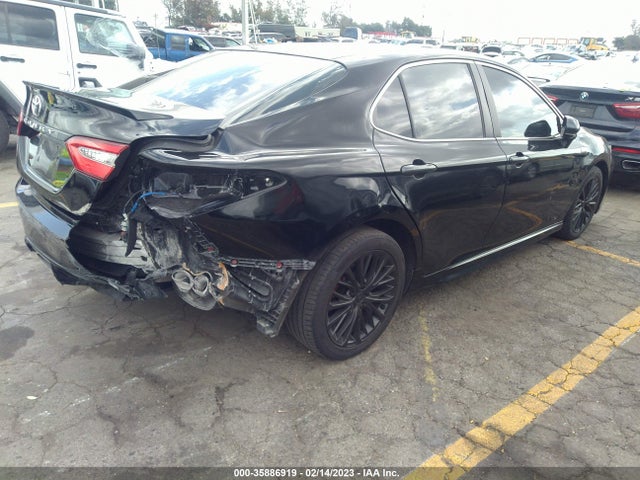 2018 Toyota Camry, VIN: 4T1B11HK1JU121899