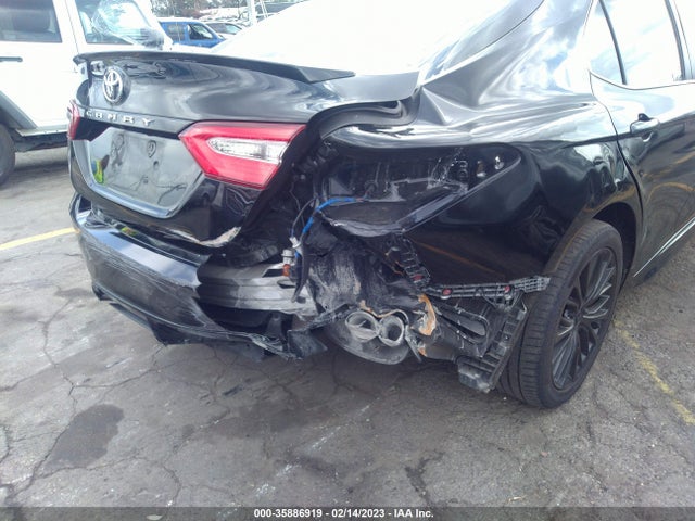 2018 Toyota Camry, VIN: 4T1B11HK1JU121899