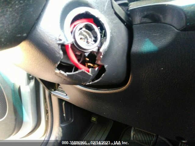 5XYKT3A65EG426532 KIA SORENTO LX