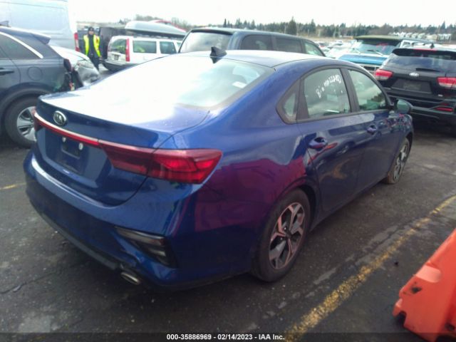 3KPF24AD4ME316141 KIA Forte Lxs