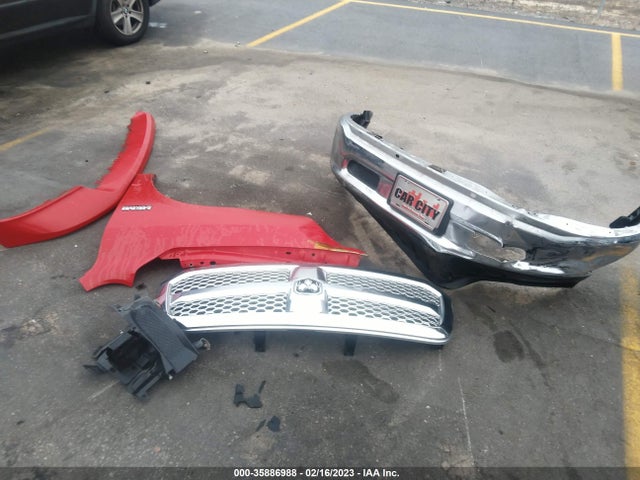 2019 RAM 1500 CLASSIC SLT VIN: 1C6RR7LT7KS582186