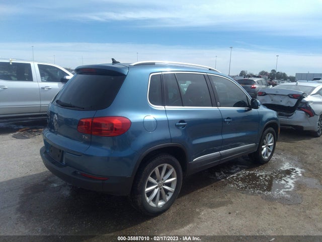 WVGRV7AX5HW506988 Volkswagen Tiguan Wolfsburg Edition