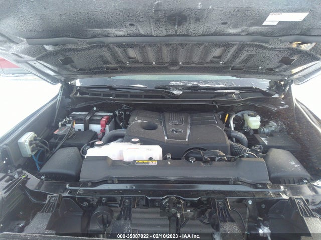 2022 Toyota Tundra, VIN: 5TFKB5GD2NX001383