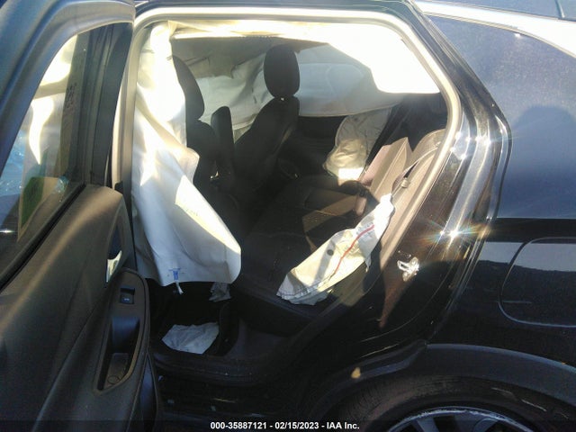 2022 Buick Encore, VIN: KL4MMESL1NB080604