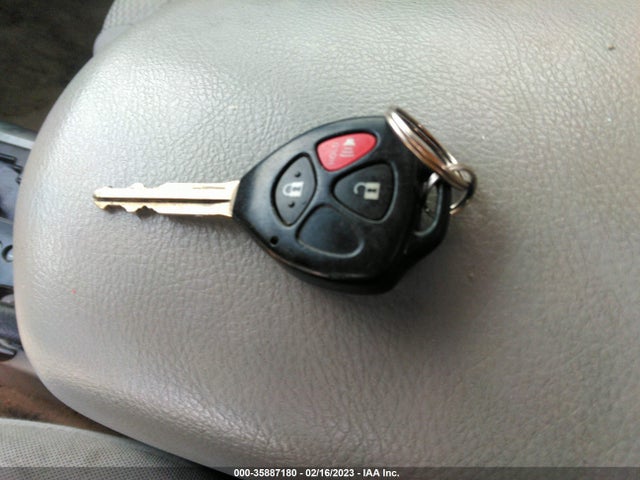 Toyota RAV4 2011 JTMZF4DV4BD030990 Image 3