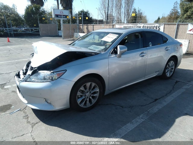 JTHBW1GG5E2040052 Lexus Es 300h Hybrid