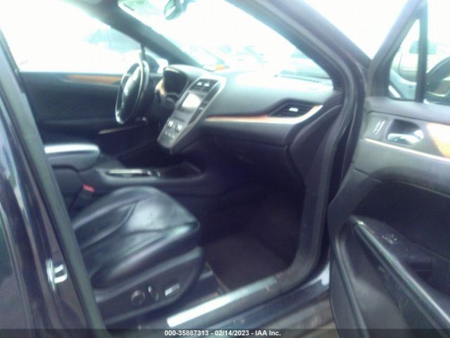 5LMCJ1A90FUJ12868 Lincoln MKC