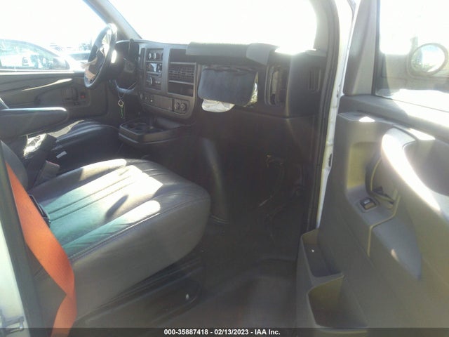 2015 GMC Savana, VIN: 1GTZ7UCF0F1166340