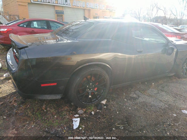 Dodge Challenger Srt 392 2015 2C3CDZDJ8FH821560 Image 4