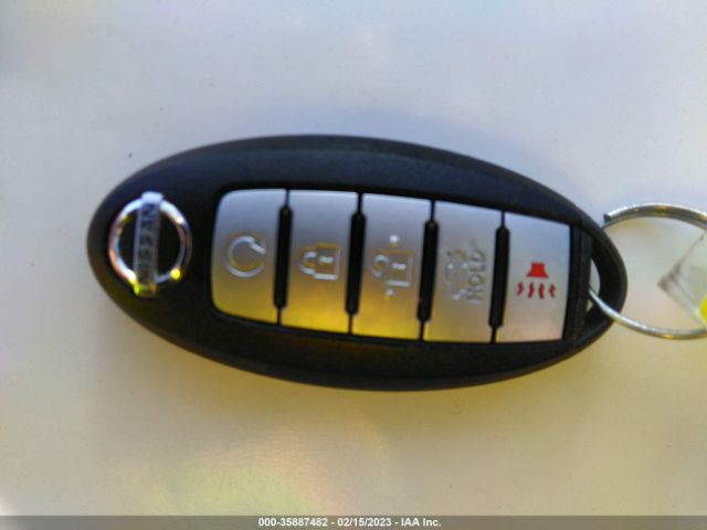 1N4AA6AP4HC440187 Nissan Maxima Platinum